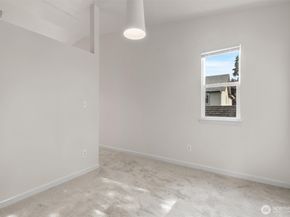 7023 16th Avenue SW, Seattle WA 98106