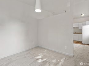 7023 16th Avenue SW, Seattle WA 98106
