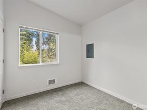 7023 16th Avenue SW, Seattle WA 98106