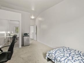 7023 16th Avenue SW, Seattle WA 98106