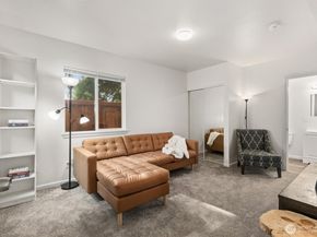 7023 16th Avenue SW, Seattle WA 98106