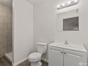 7023 16th Avenue SW, Seattle WA 98106