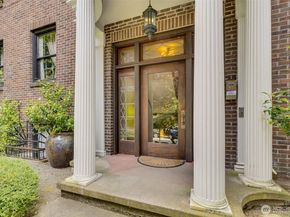 1120 17th Avenue B, Seattle WA 98122