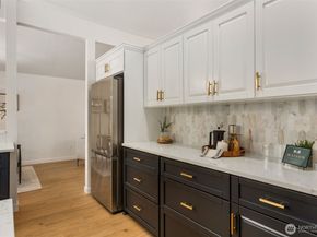 20201 45th Drive SE, Bothell WA 98012
