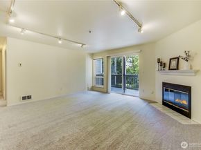 2969 142nd Place SE 7, Bellevue WA 98007