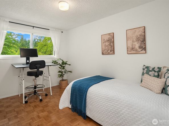 18304 McLean Road SW, Vashon WA 98070