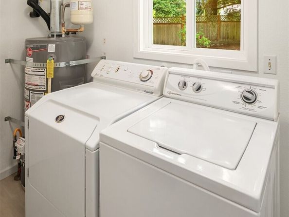 18304 McLean Road SW, Vashon WA 98070