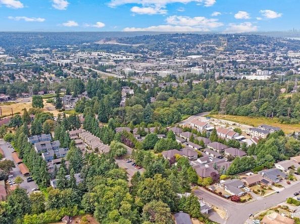 1800 Grant Avenue S G2, Renton WA 98055
