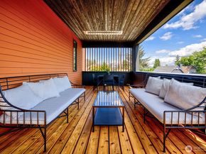 311 NE 59th Street, Seattle WA 98105