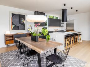 311 NE 59th Street, Seattle WA 98105