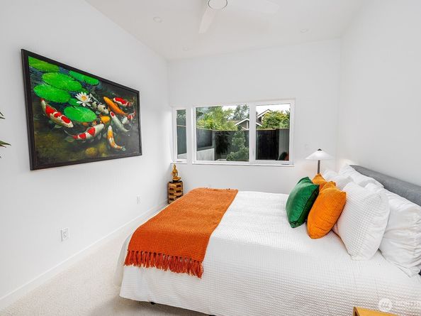 311 NE 59th Street, Seattle WA 98105