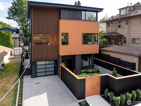 311 NE 59th Street, Seattle WA 98105