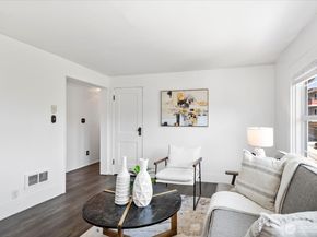 121 28th Avenue S, Seattle WA 98144