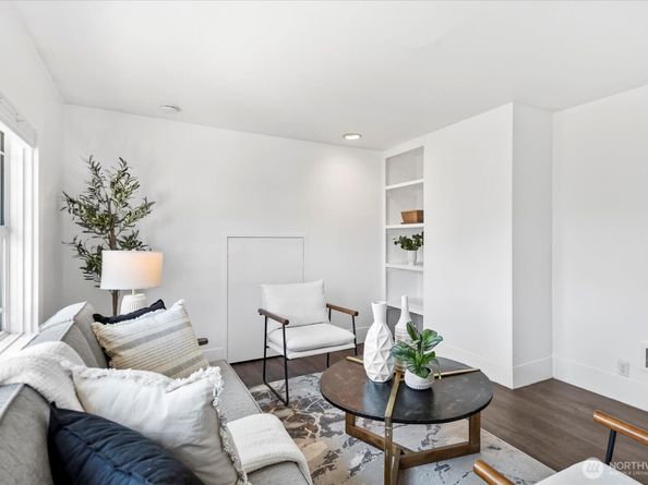 121 28th Avenue S, Seattle WA 98144
