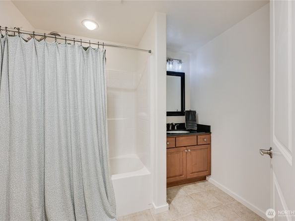 14079 117th Avenue NE, Kirkland WA 98034