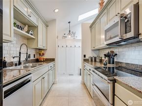 14079 117th Avenue NE, Kirkland WA 98034