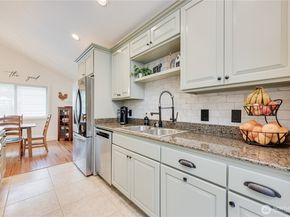 14079 117th Avenue NE, Kirkland WA 98034