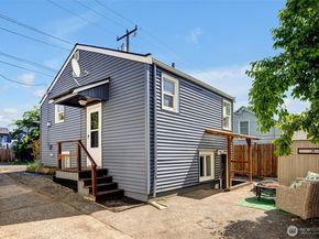 2711 NW 80th Street, Seattle WA 98117