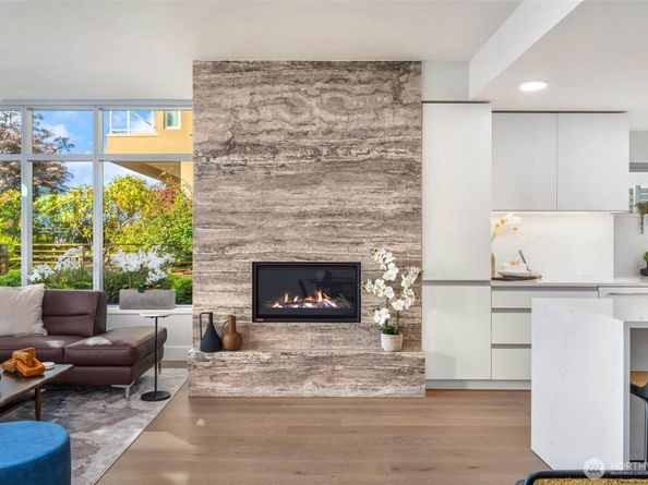 1250 Alki Avenue SW 1B, Seattle WA 98116