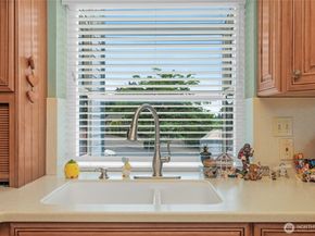 1541 Sheridan C2, Bremerton WA 98310