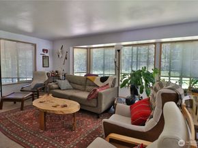 11219 4th Place S, Seattle WA 98168