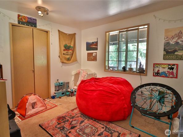 11219 4th Place S, Seattle WA 98168