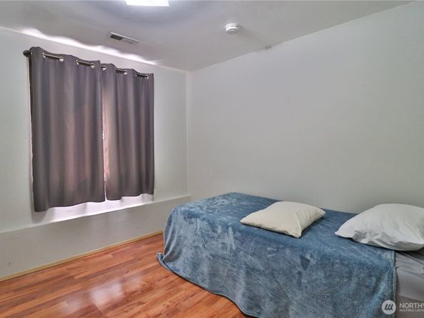 11219 4th Place S, Seattle WA 98168