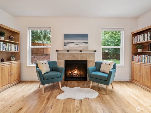 7612 Sandy Way NE, Poulsbo WA 98370