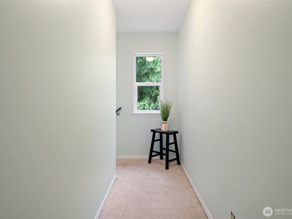 7612 Sandy Way NE, Poulsbo WA 98370