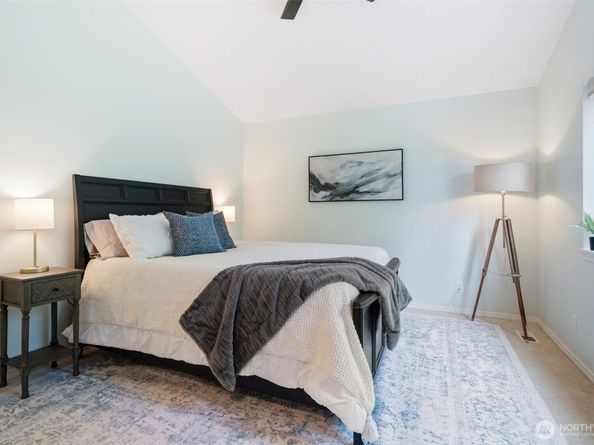 7612 Sandy Way NE, Poulsbo WA 98370