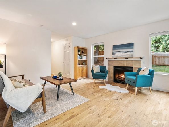 7612 Sandy Way NE, Poulsbo WA 98370