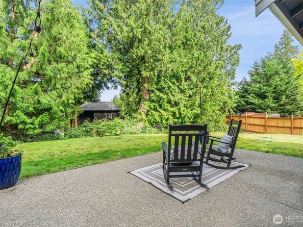 7612 Sandy Way NE, Poulsbo WA 98370