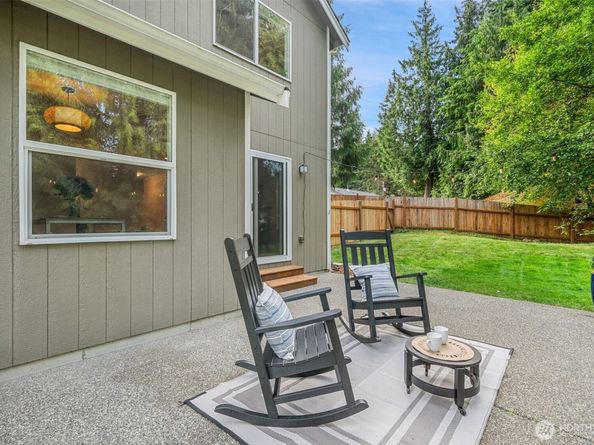 7612 Sandy Way NE, Poulsbo WA 98370
