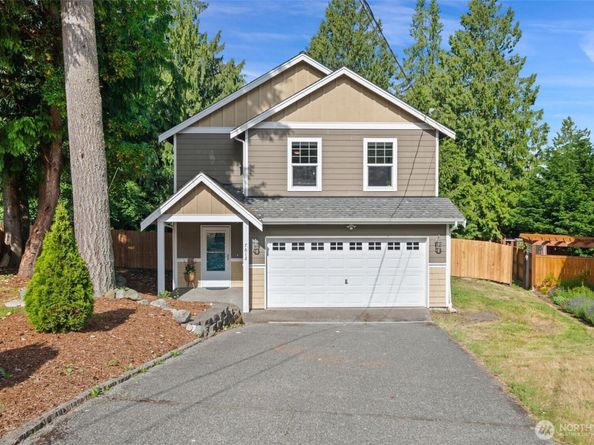 7612 Sandy Way NE, Poulsbo WA 98370