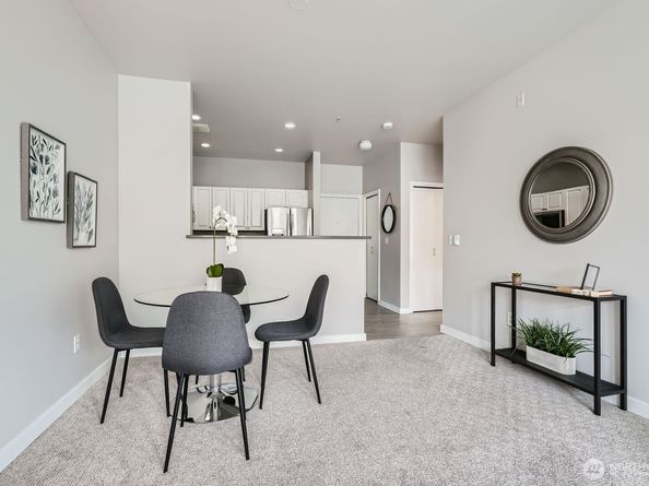 2414 1st Avenue 519, Seattle WA 98121