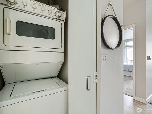 2414 1st Avenue 519, Seattle WA 98121