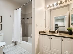 2414 1st Avenue 519, Seattle WA 98121
