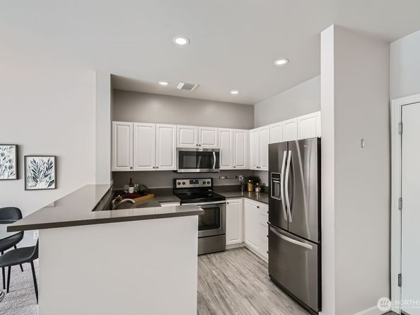2414 1st Avenue 519, Seattle WA 98121