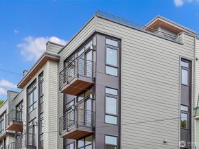 1244 15th Avenue E 9, Seattle WA 98112