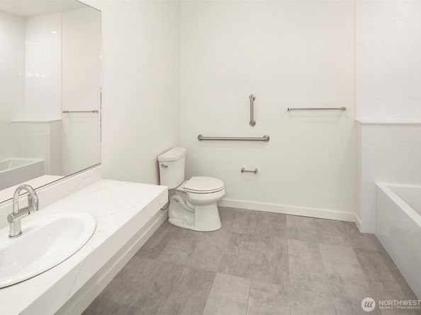 1244 15th Avenue E 9, Seattle WA 98112