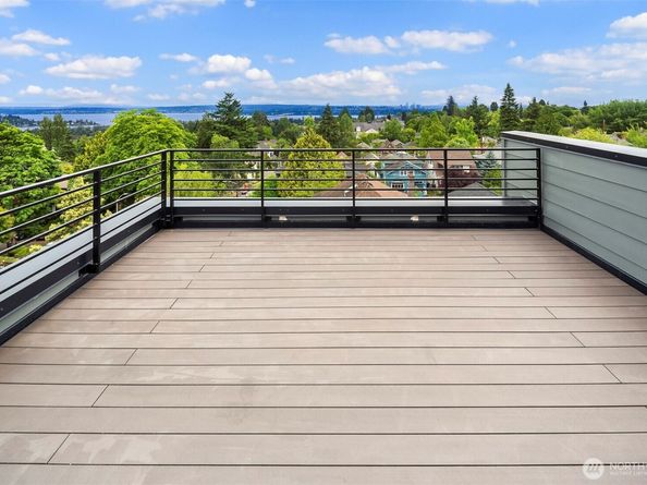 1244 15th Avenue E 9, Seattle WA 98112