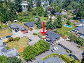 9621 1st Avenue SE, Everett WA 98208