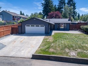 9621 1st Avenue SE, Everett WA 98208