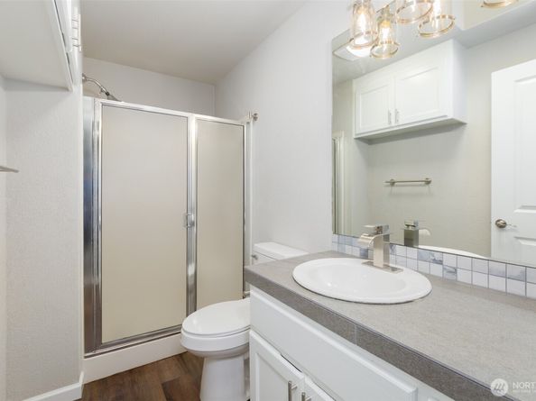 9621 1st Avenue SE, Everett WA 98208