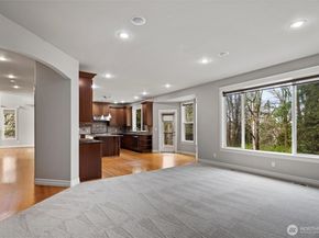 8516 NE 198th Street, Bothell WA 98011