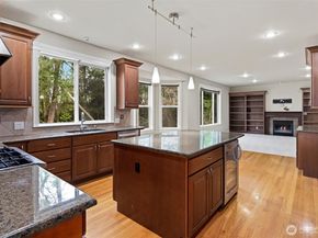 8516 NE 198th Street, Bothell WA 98011