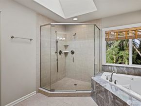 8516 NE 198th Street, Bothell WA 98011