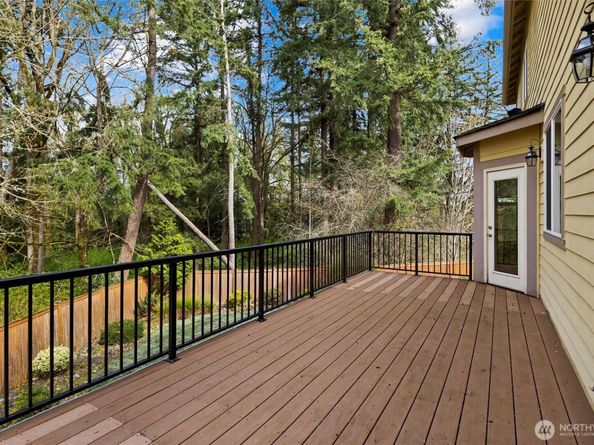 8516 NE 198th Street, Bothell WA 98011