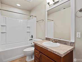 8516 NE 198th Street, Bothell WA 98011