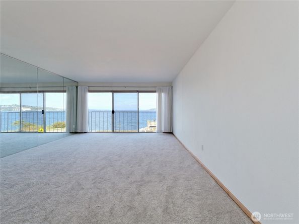 1156 Alki Avenue SW 204, Seattle WA 98116